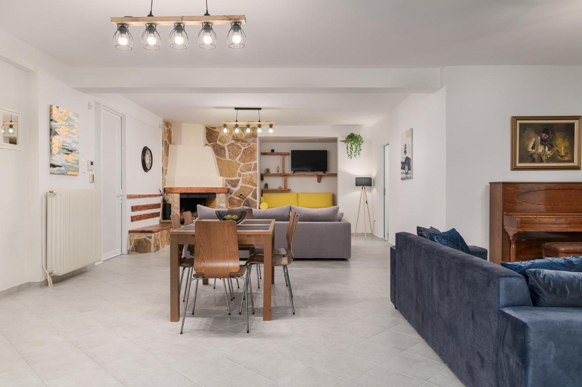 Domelia'S Luxury Apartments Near Airport & Beach Artemida  Exterior photo